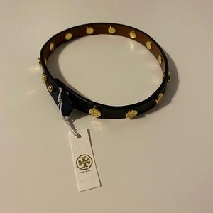 NWT Tory Burch Black and Gold Double Wrap Logo Stud Bracelet